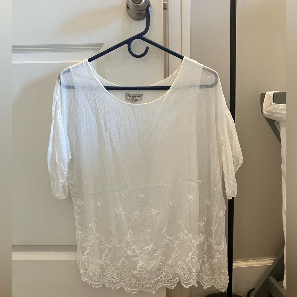 Elegant White Lace Women's Top
